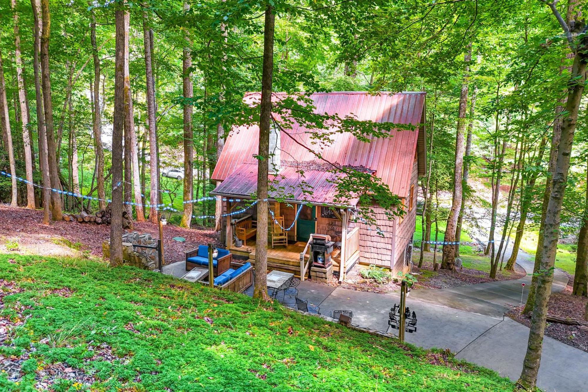 Charming Roaring Gap Cabin With Patio And Fire Pit! Villa Abshers Bagian luar foto